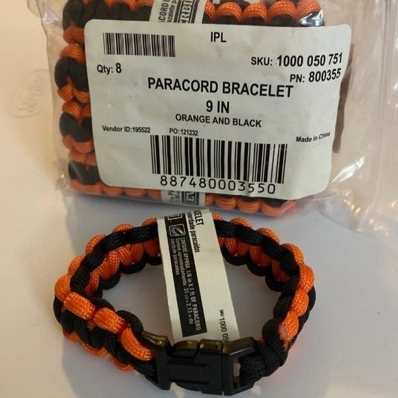 Paracord bracelets 8-pack - Picture 1 of 1